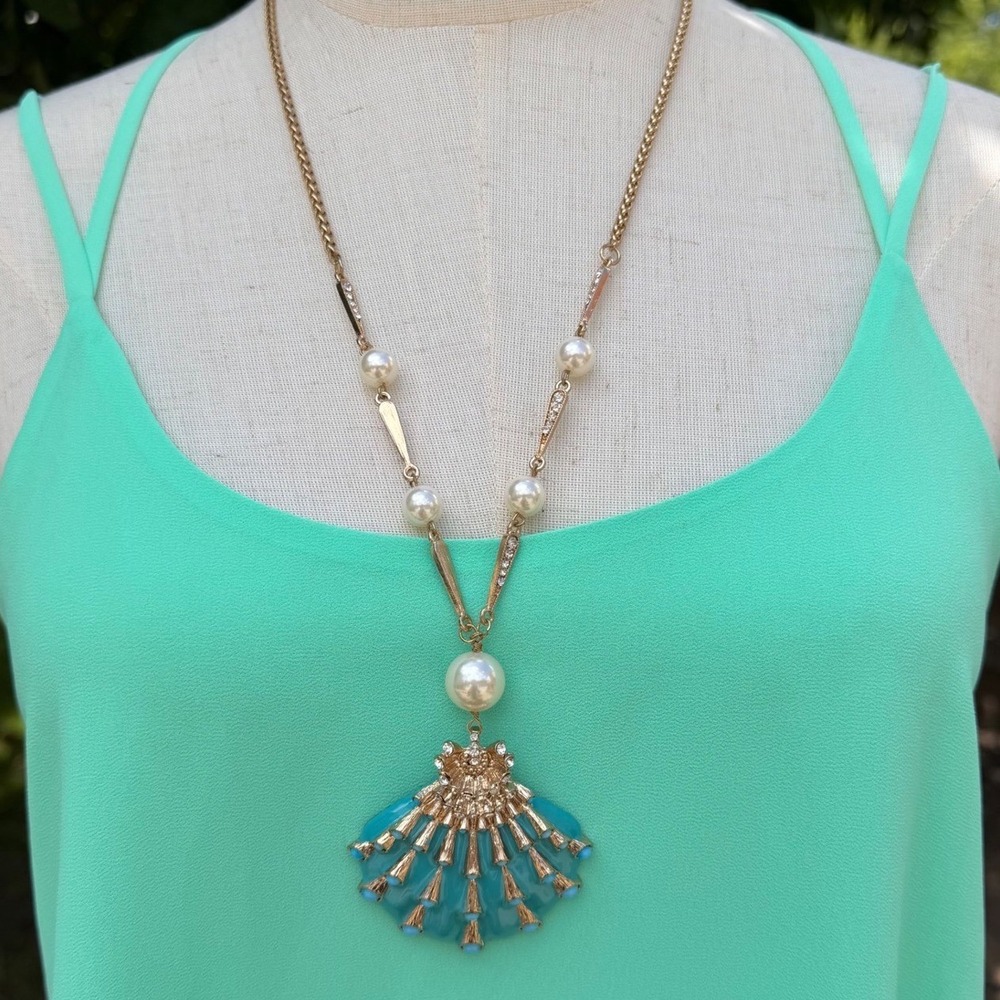 Mia Collection Gold Tone Turquoise Shell Faux Pearl‎ Necklace & Earring Set